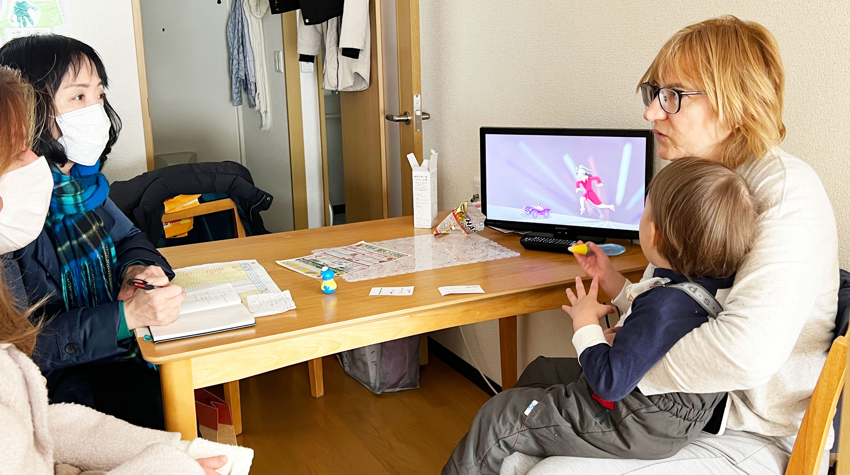 就業、日本語教育、子どもの教育などについての相談を受け、支援につなげる